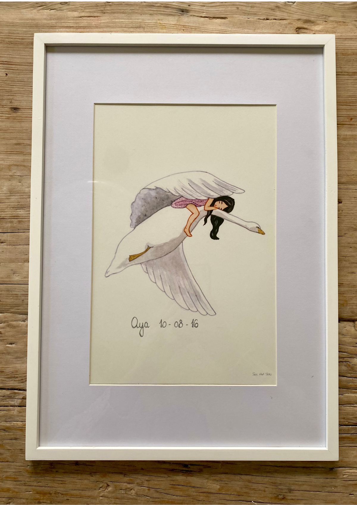 Svane med pige A4 plakat - Plakater - Tall Hat Tales