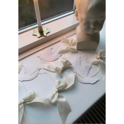 Hvide duer med hvide sljfer - guirlande